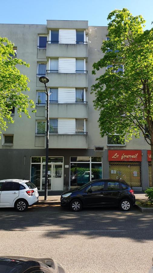 Apartamento Studio lumineux idéalement placé Grenoble Exterior foto